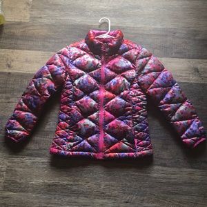 Girls North face light weight jacket.